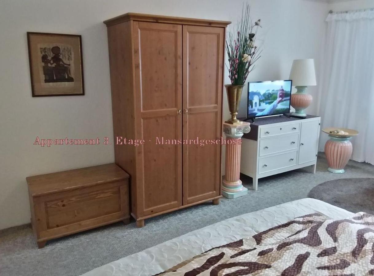 Apartament City-ferienwohnungen-dresden - Zentral Gelegen Im Haus Louisenstrasse 11 - Dresden-neustadt *