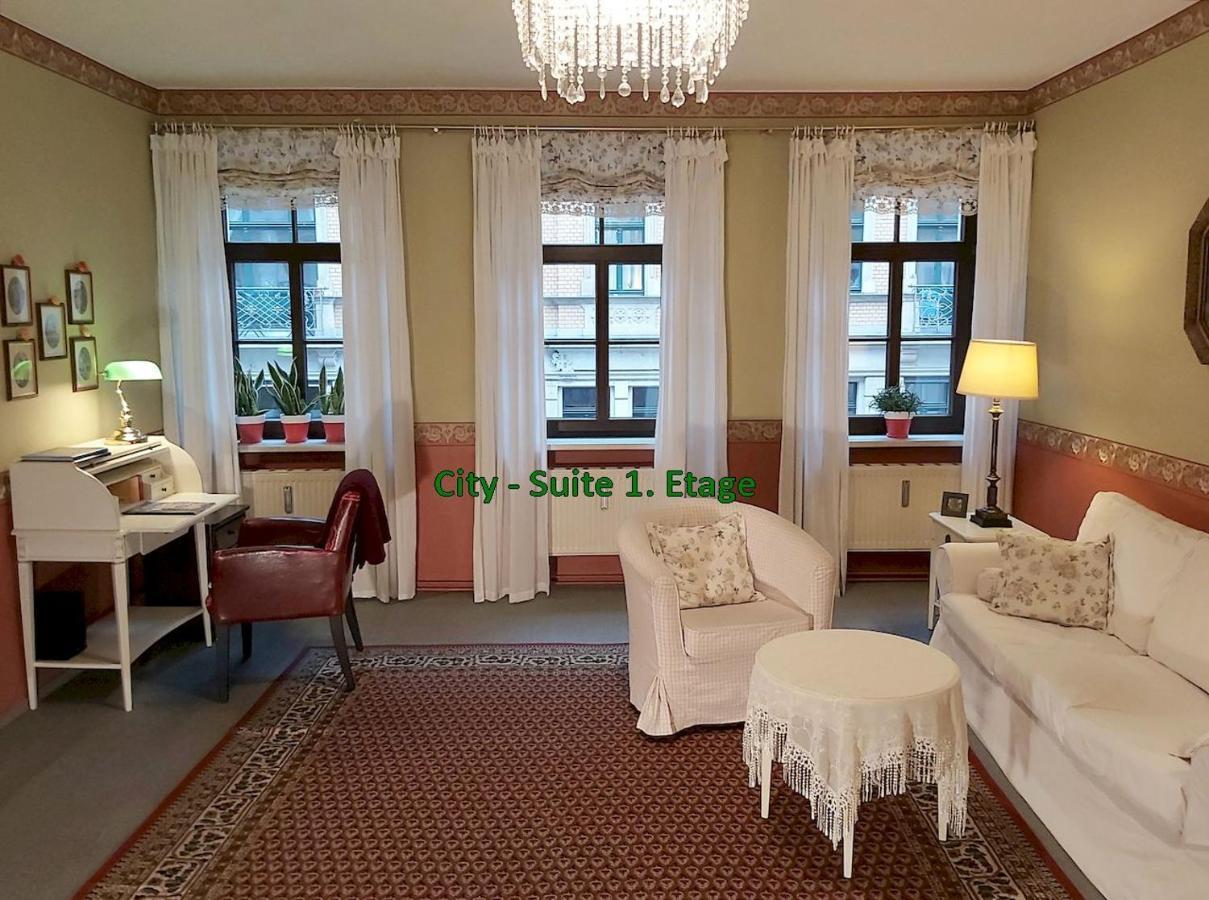 City-ferienwohnungen-dresden - Zentral Gelegen Im Haus Louisenstrasse 11 - Dresden-neustadt Apartament Drezno