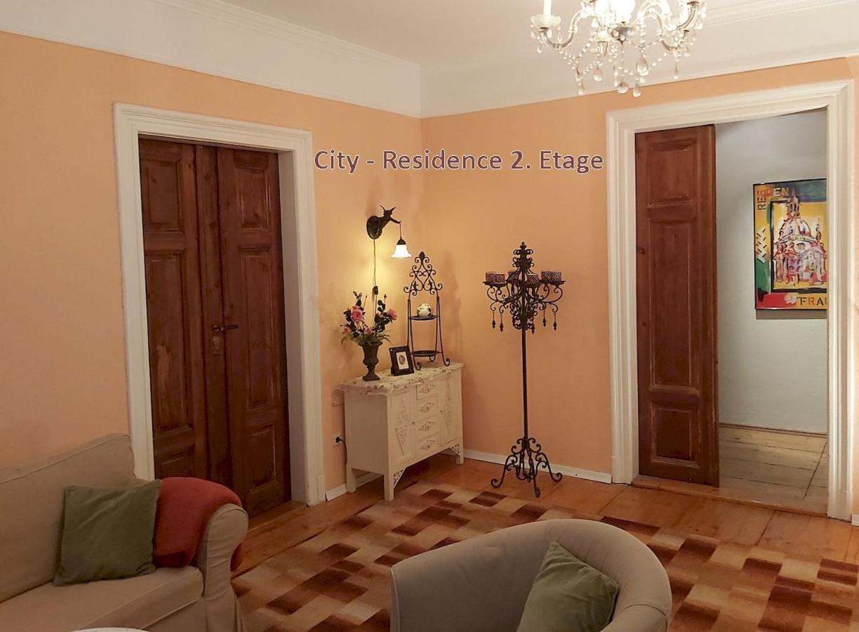 City-ferienwohnungen-dresden - Zentral Gelegen Im Haus Louisenstrasse 11 - Dresden-neustadt *