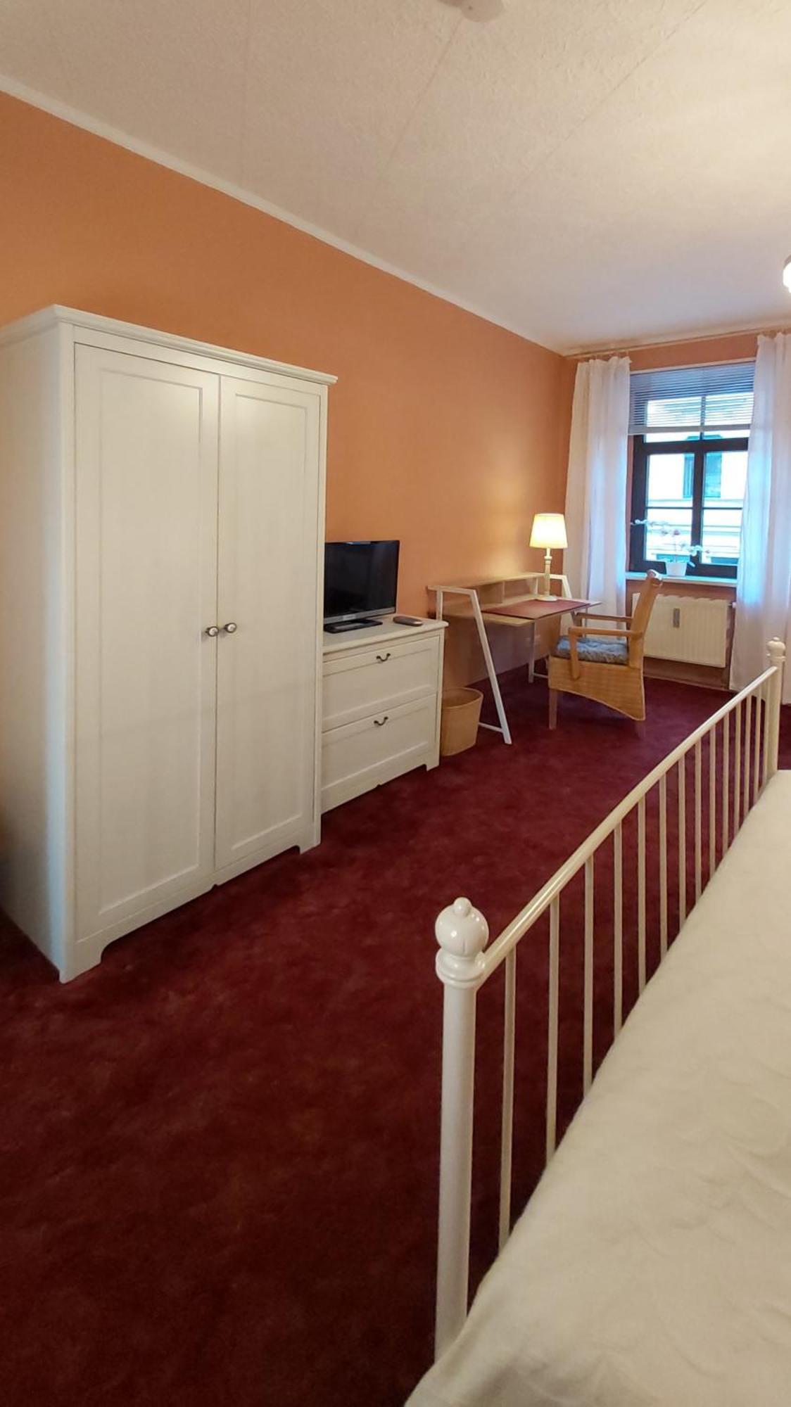 City-ferienwohnungen-dresden - Zentral Gelegen Im Haus Louisenstrasse 11 - Dresden-neustadt Apartament Drezno