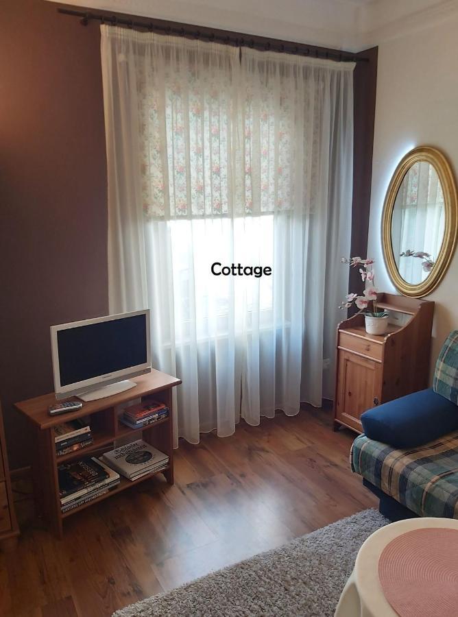 City-ferienwohnungen-dresden - Zentral Gelegen Im Haus Louisenstrasse 11 - Dresden-neustadt Drezno